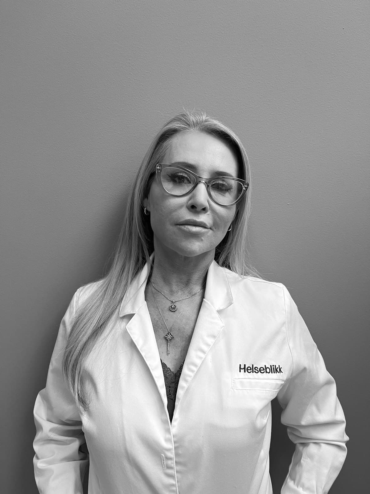 Débora Dias De Oliveira, ansvarlig lege hos Hud by Helseblikk